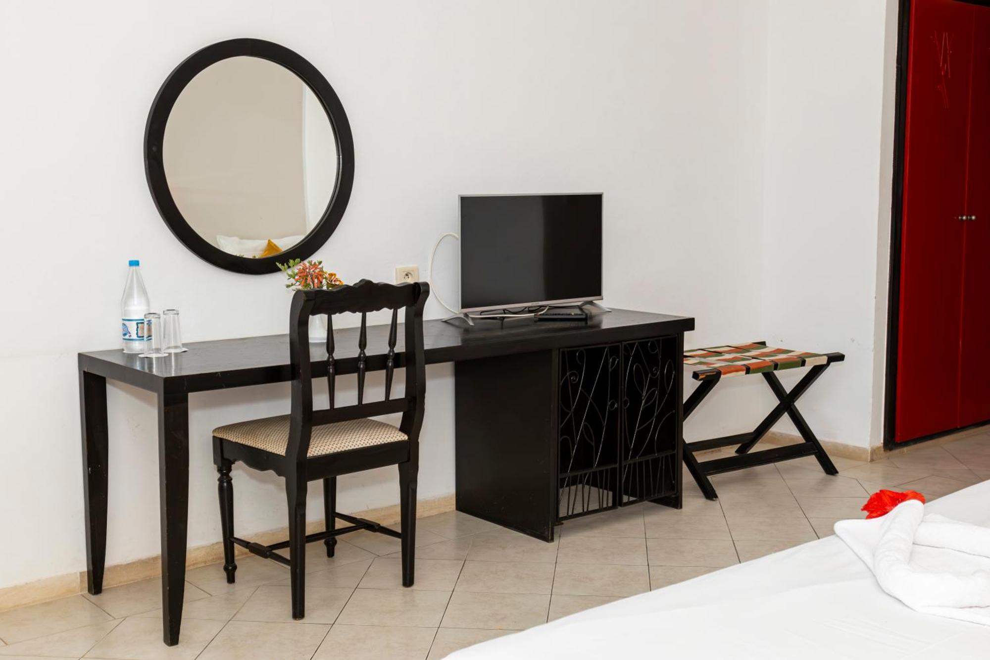 Le Petit Palais Djerba & Spa Houmt Souk  Zewnętrze zdjęcie